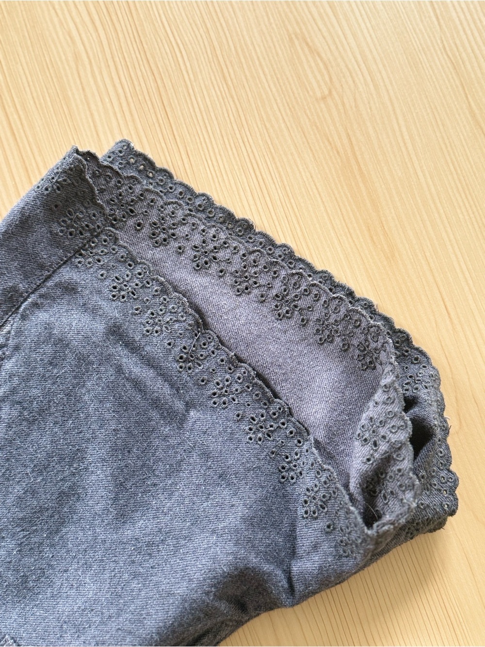 Vintage American Eagle Outfitters Low Rise Shorts Gray Linen Shorts Y2K low cut - Picture 6 of 7